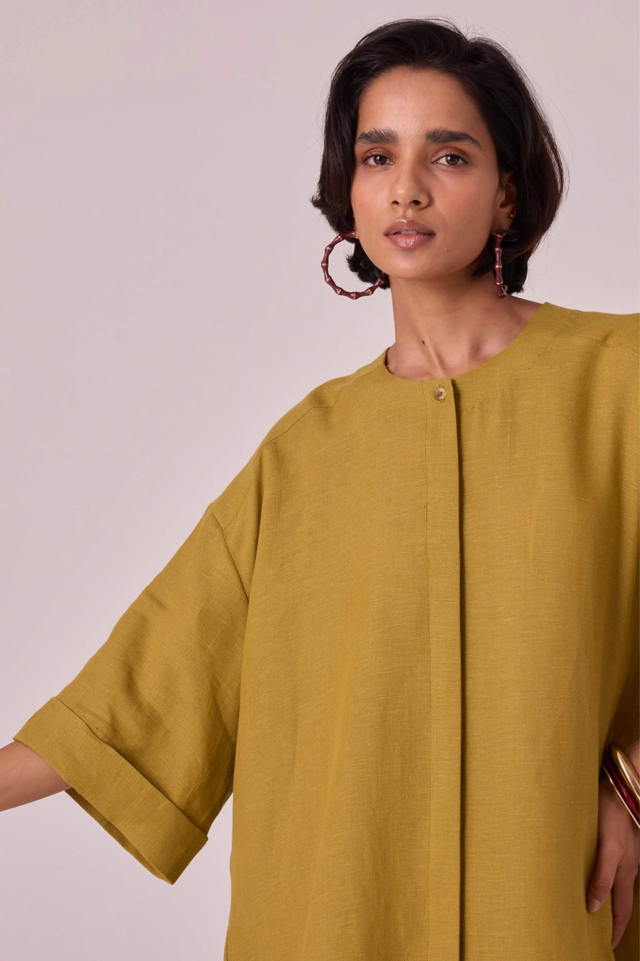 Amara Olive Linen Tunic - Image 9