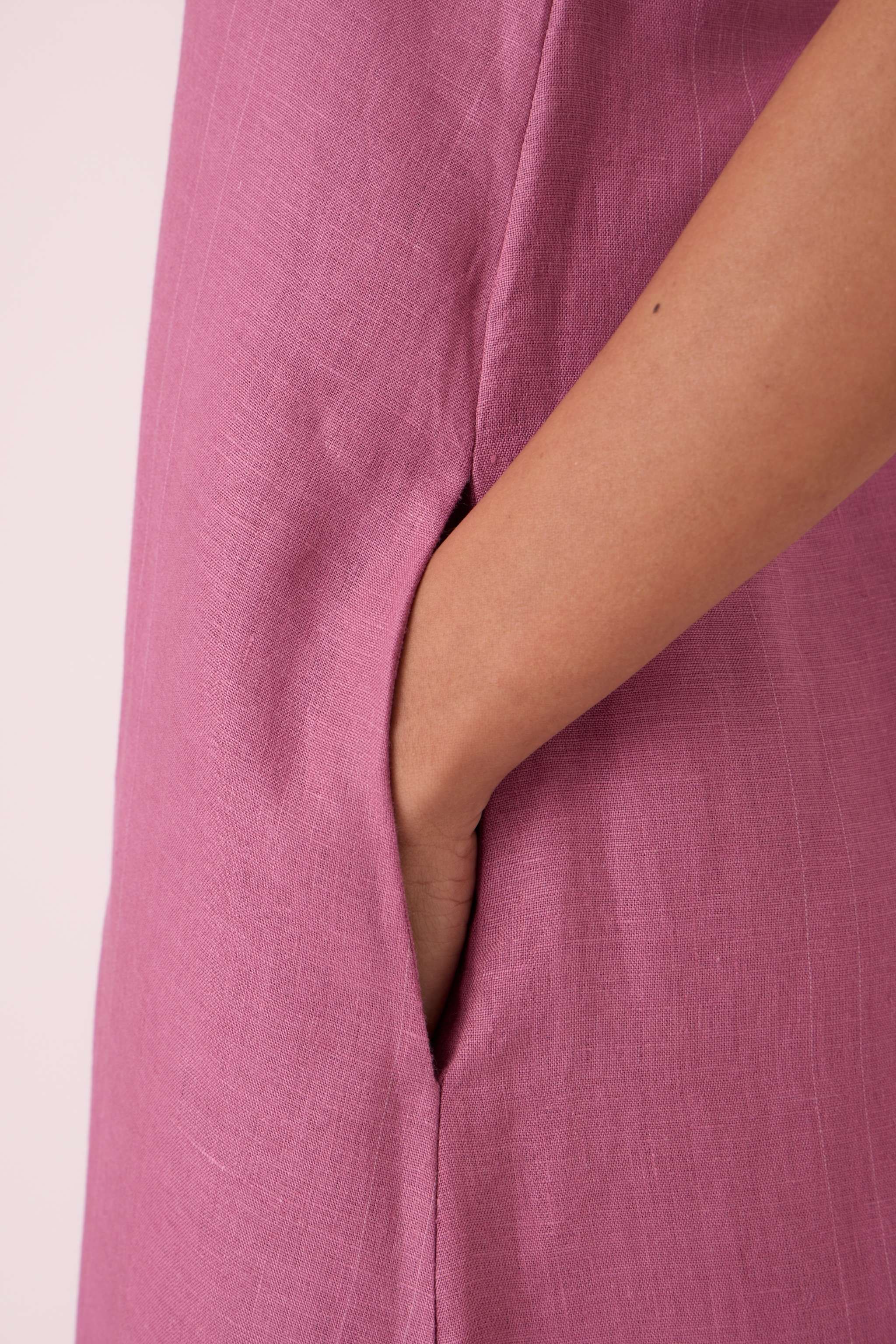 Amaran Lilac Linen Maxi Dress - Image 6