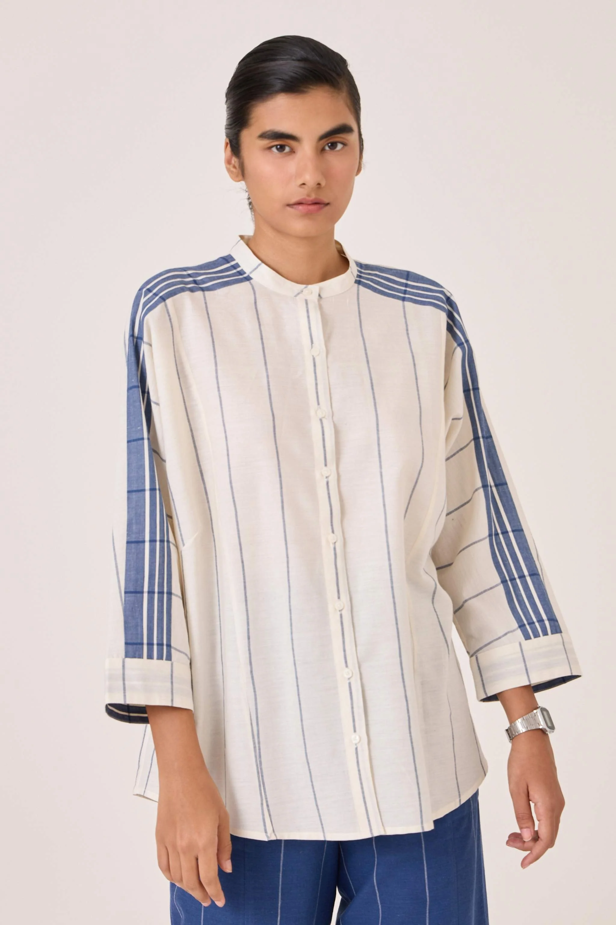 Amer Off White Handwoven Boxy Shirt - Image 4