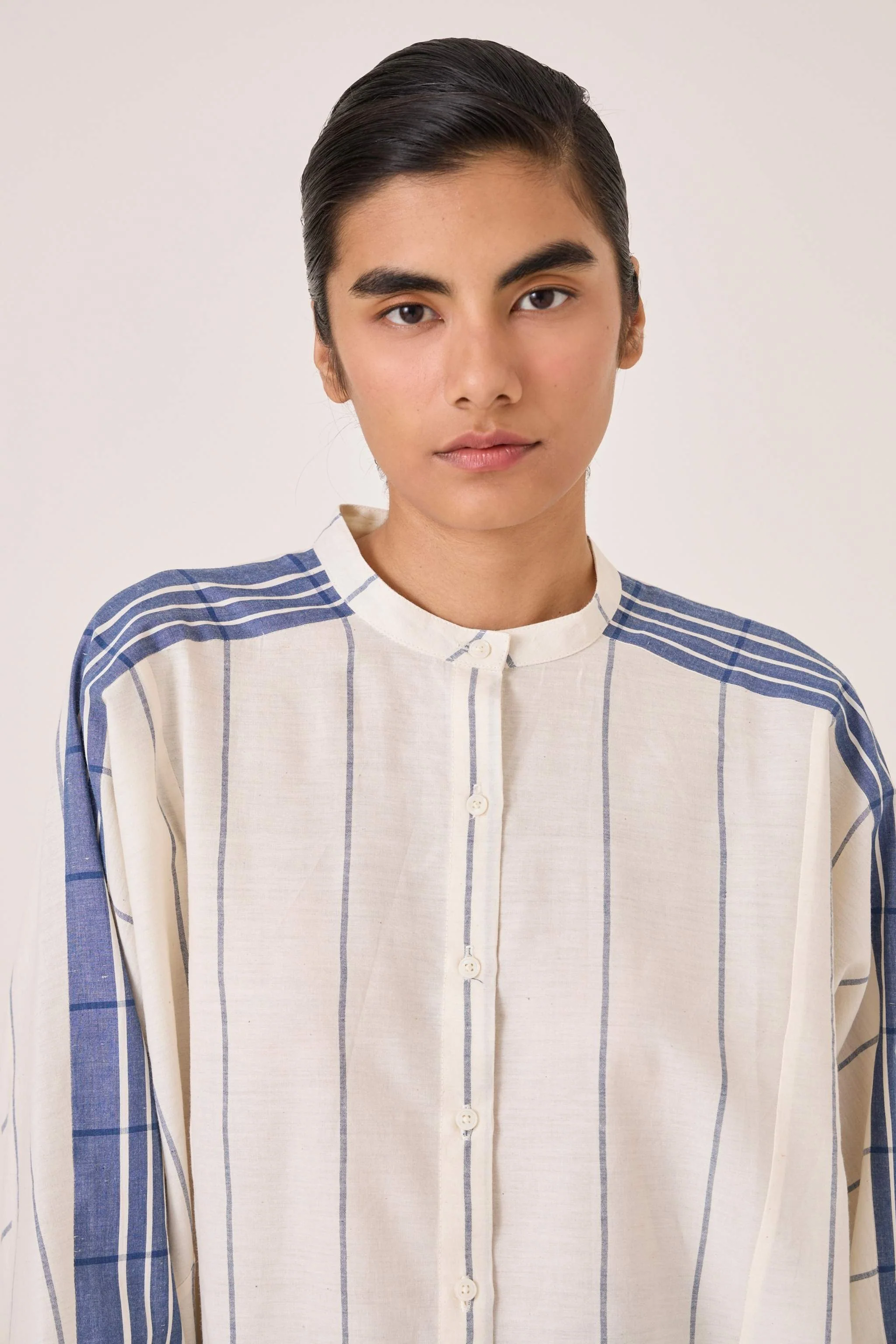 Amer Off White Handwoven Boxy Shirt - Image 6