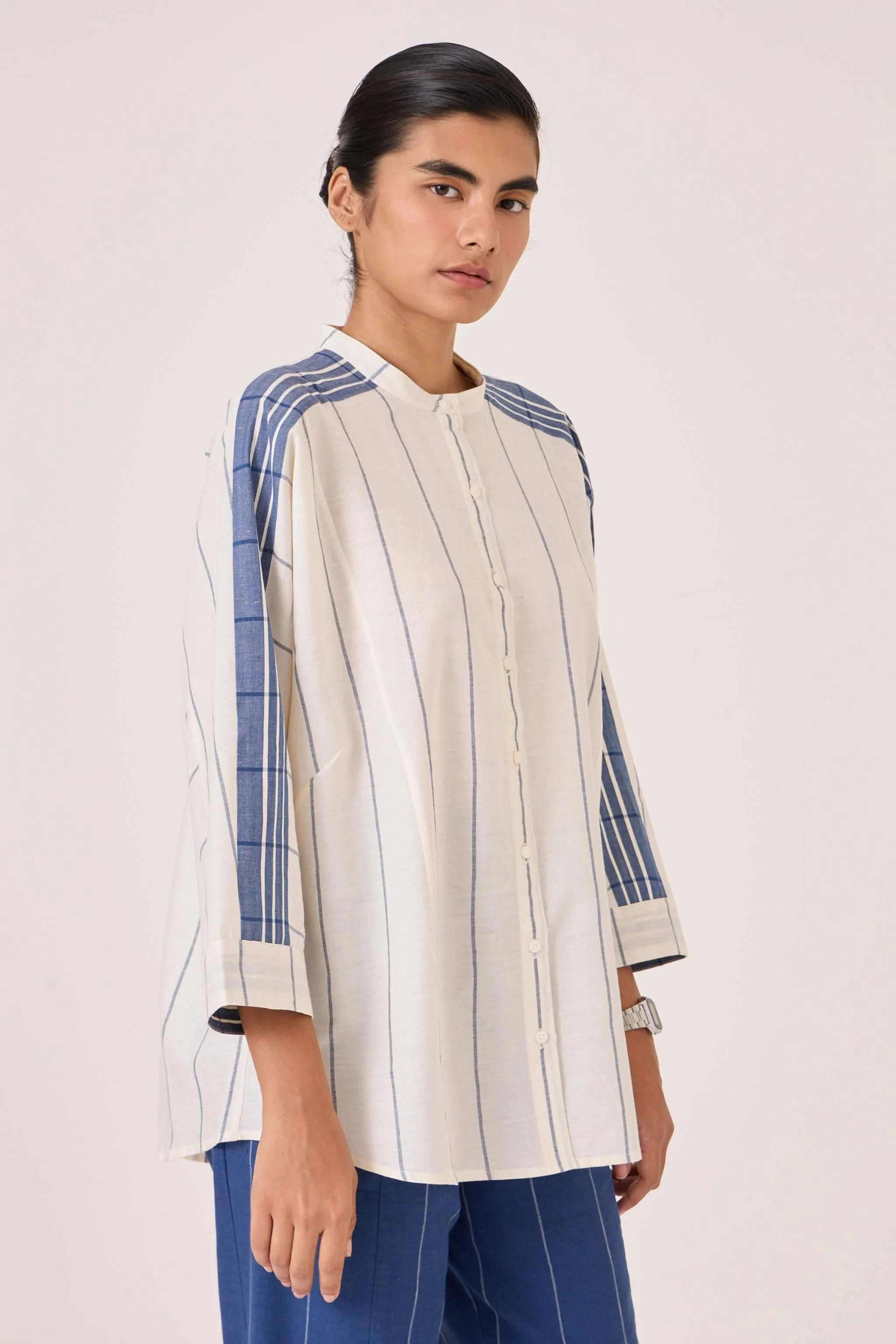 Amer Off White Handwoven Boxy Shirt - Image 9