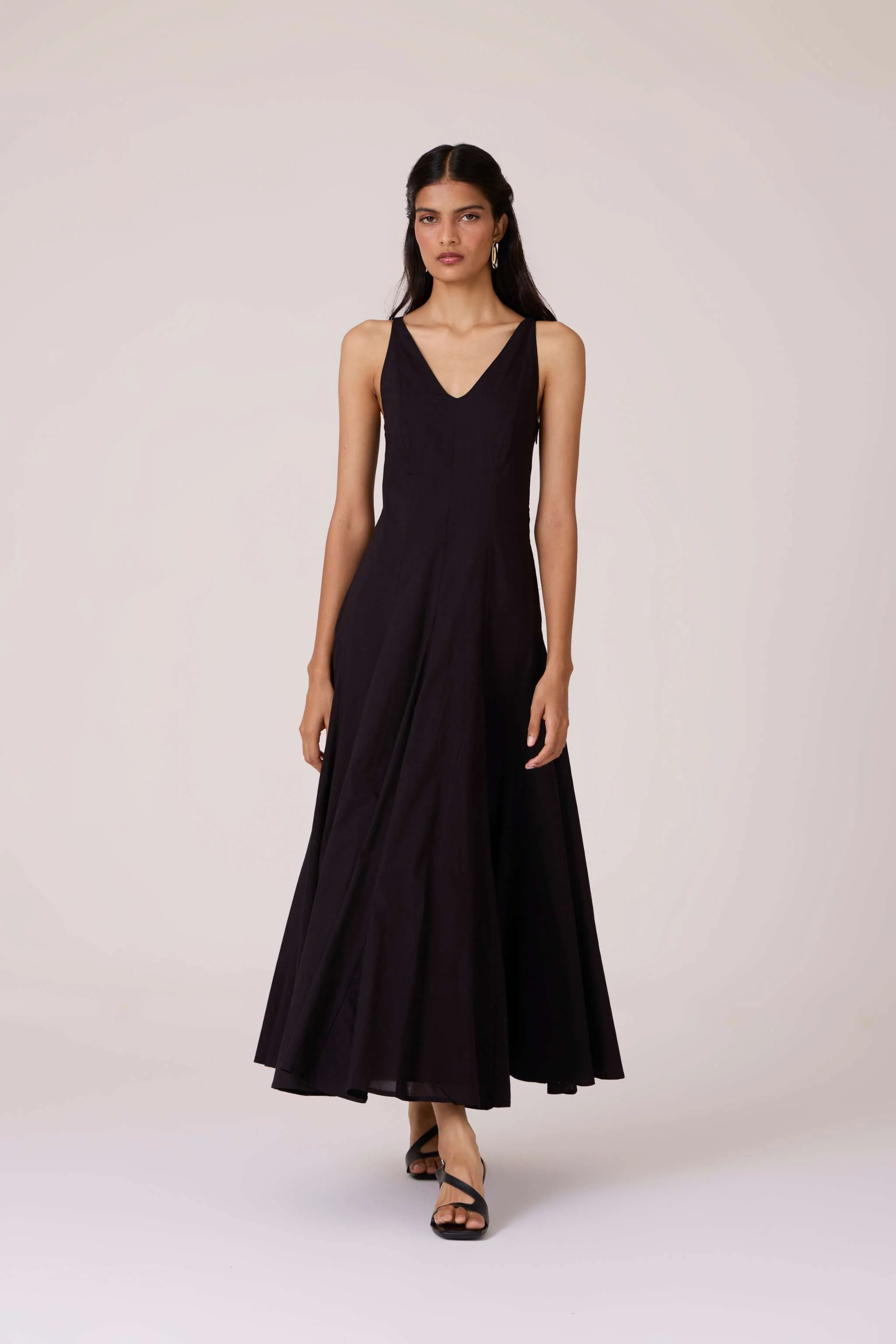 Aurora Black Panelled Dress - Image 10