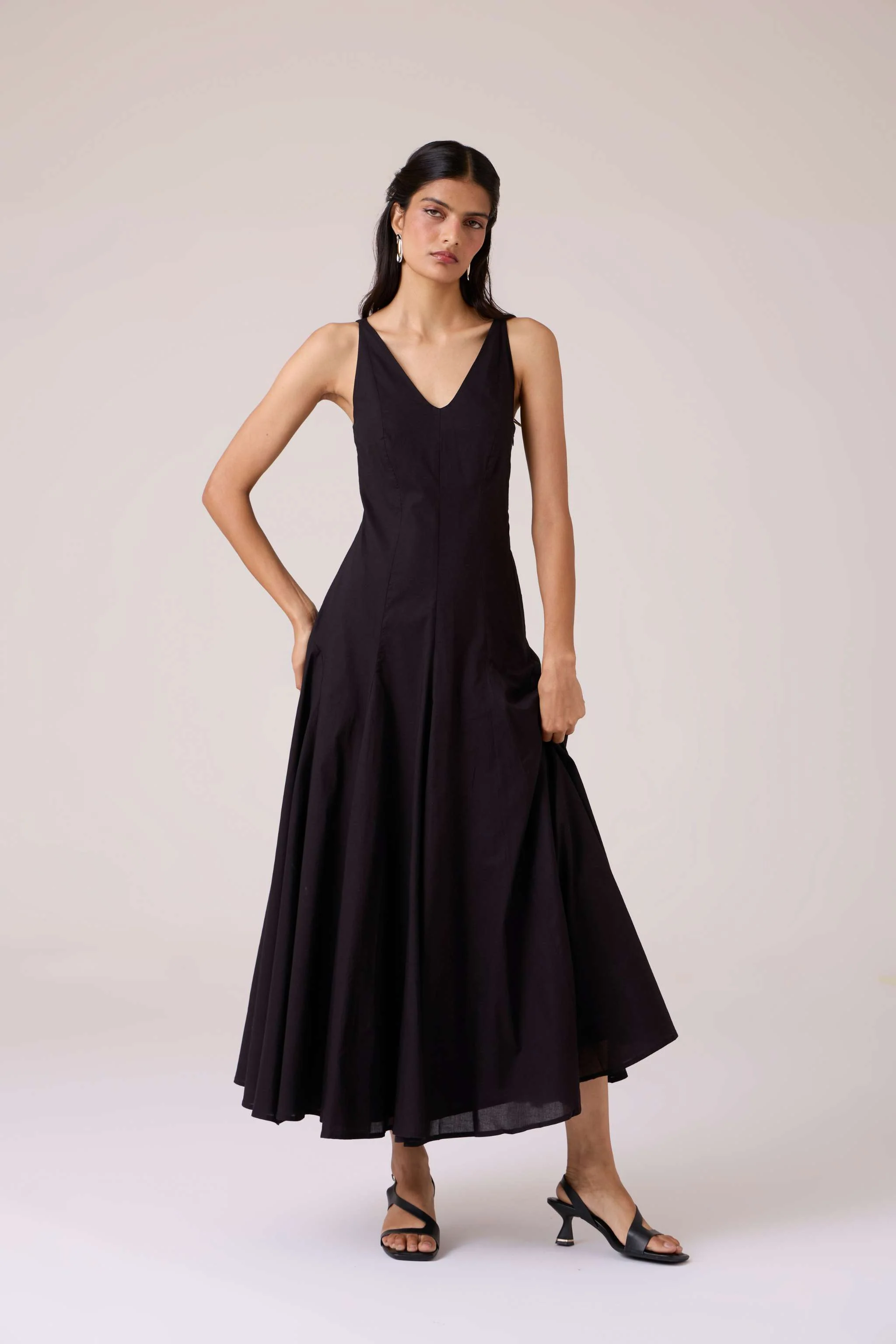 Aurora Black Panelled Dress - Image 12