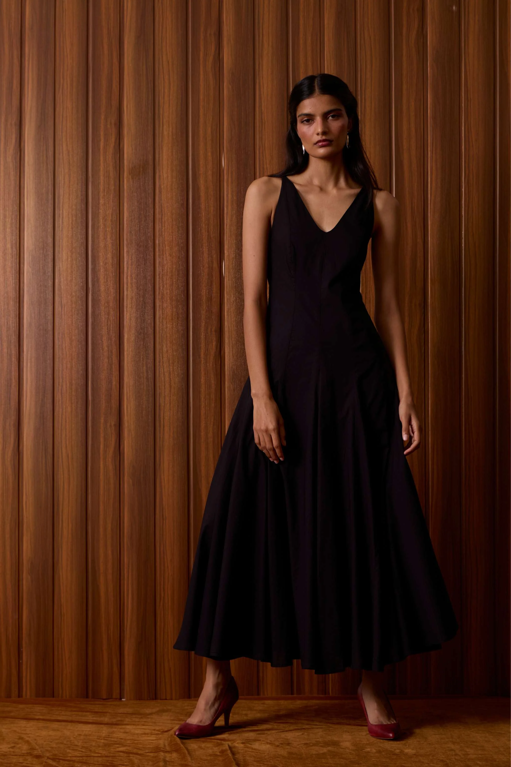Aurora Black Panelled Dress - Image 14