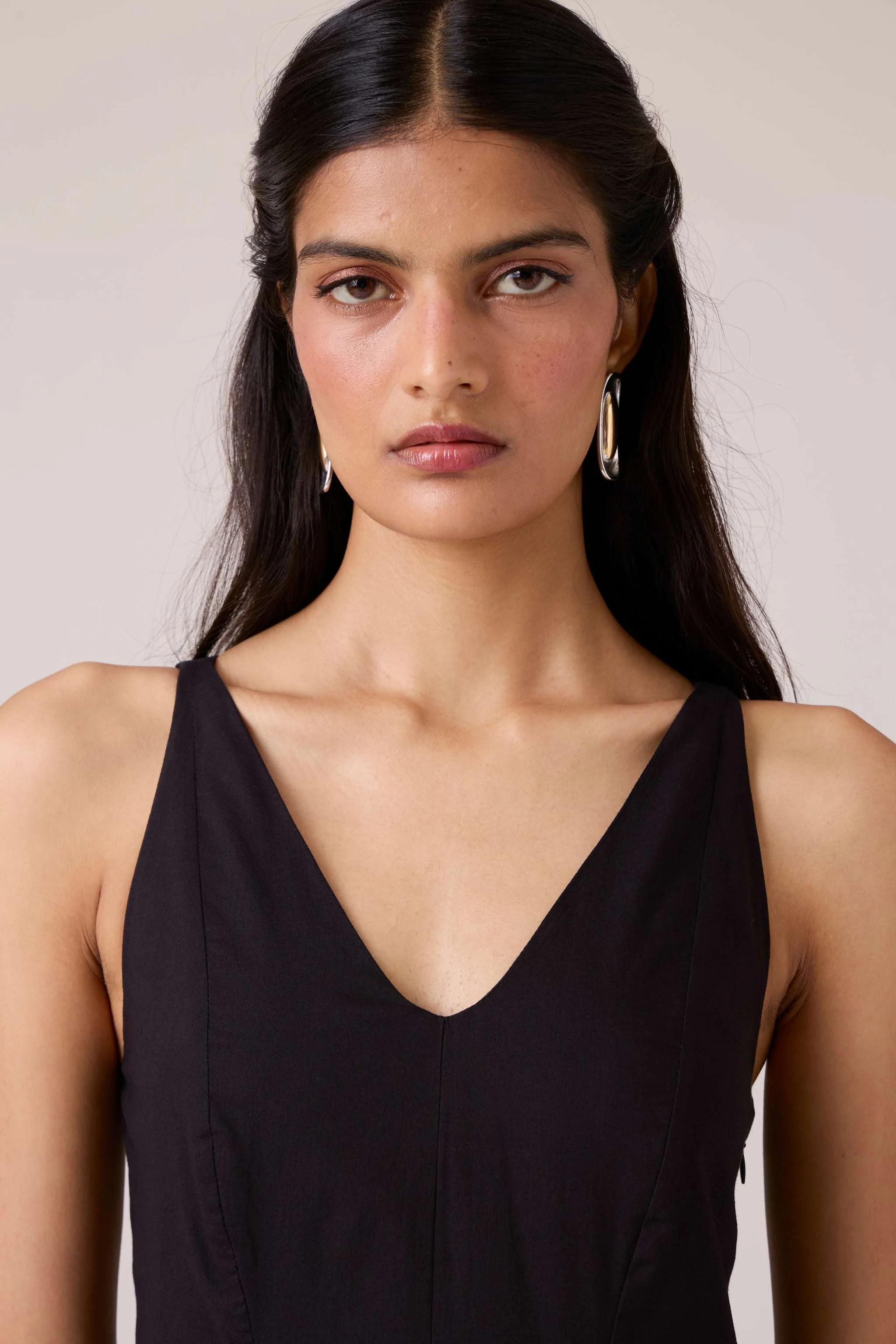 Aurora Black Panelled Dress - Image 4