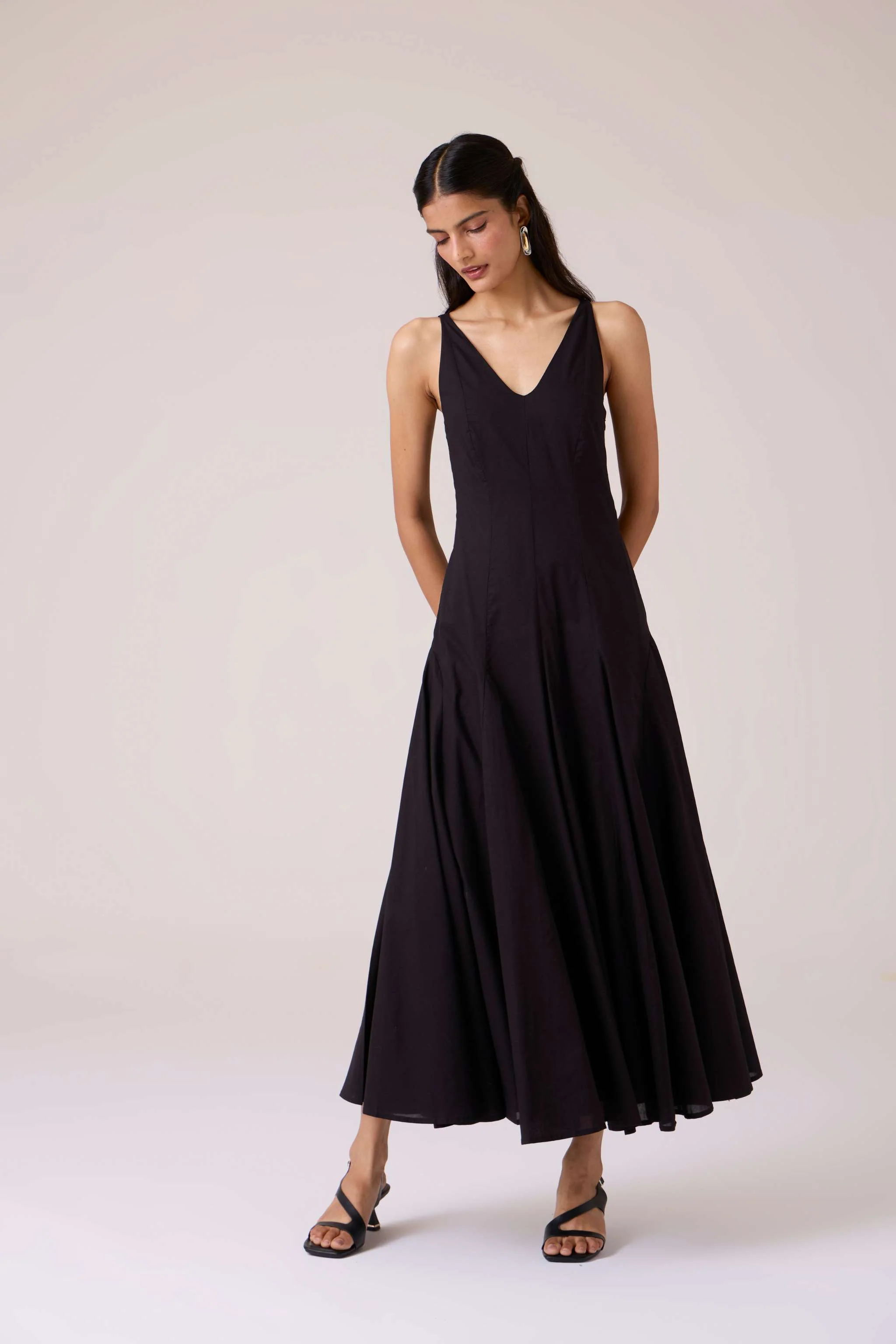 Aurora Black Panelled Dress - Image 5