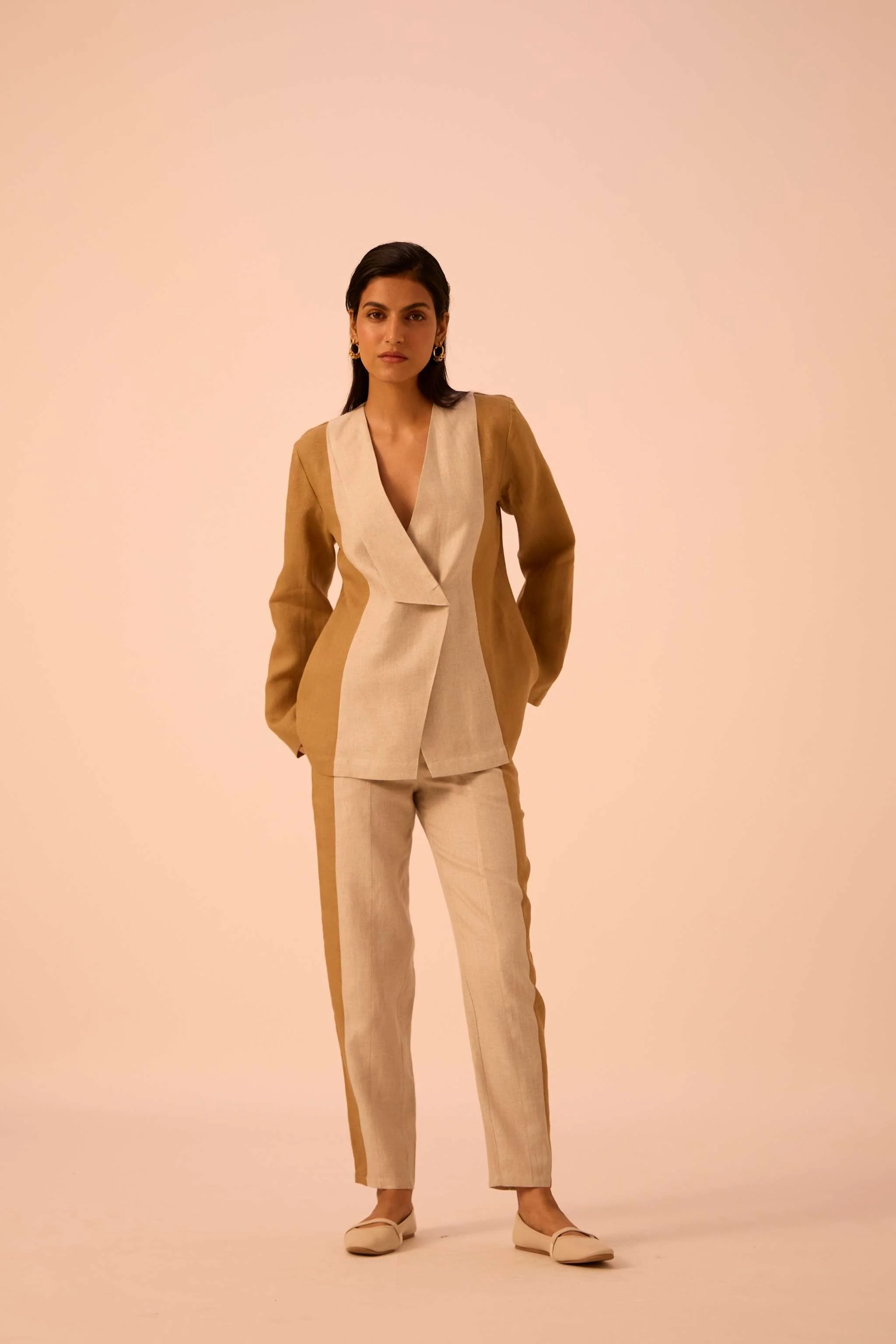 Dimtri Linen Panelled Set - Image 13