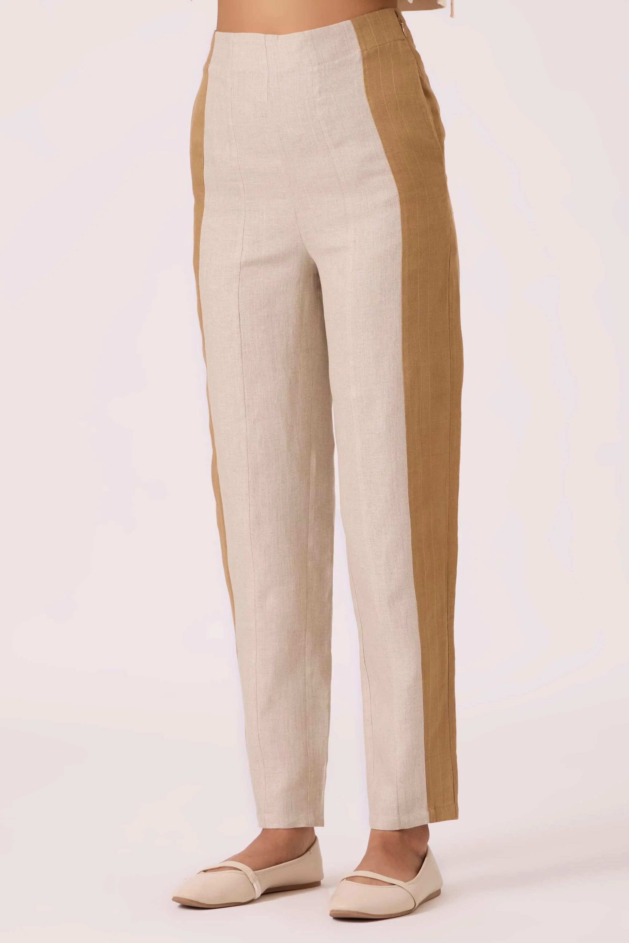 Dimtri Linen Panelled Set - Image 6