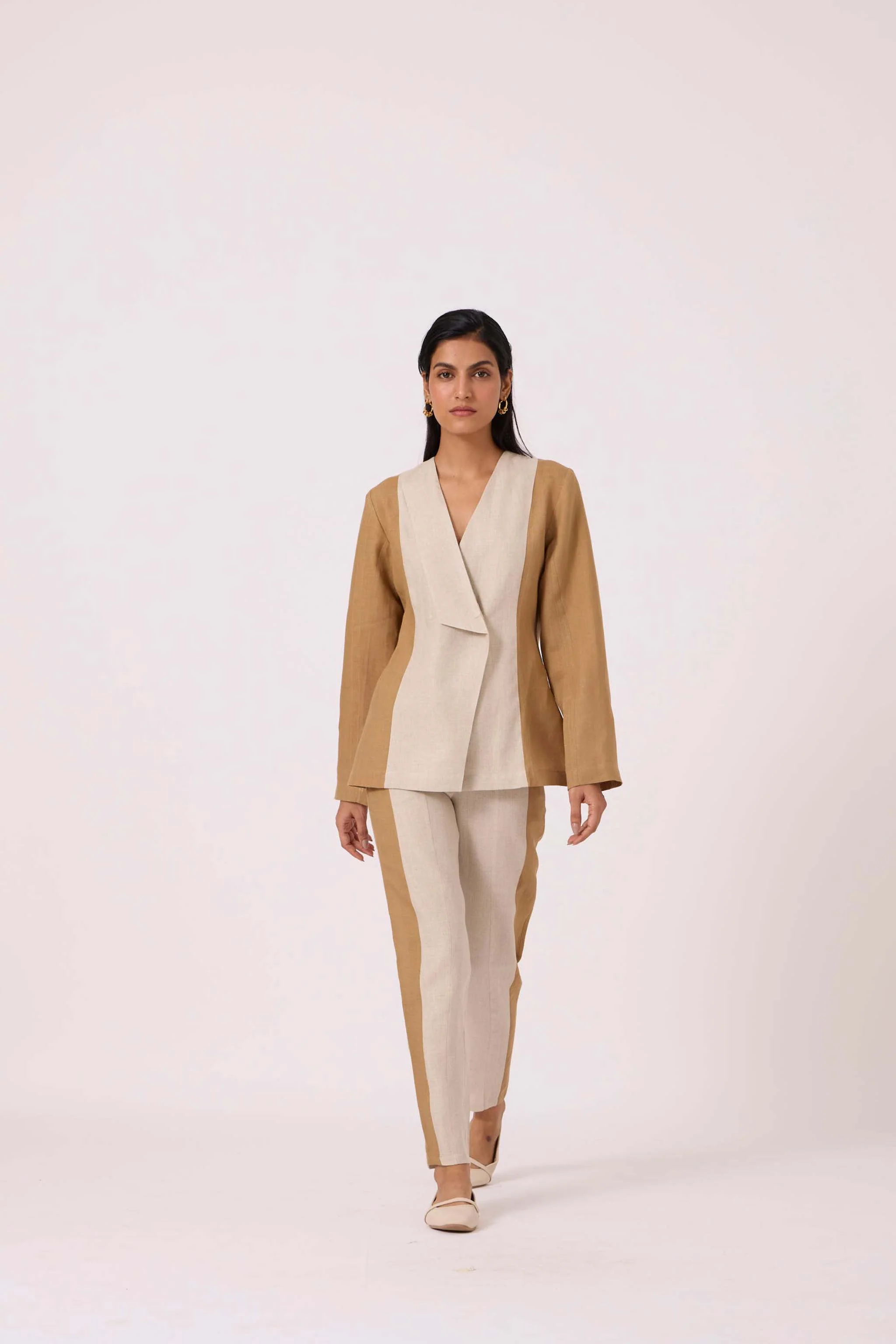 Dimtri Linen Panelled Set - Image 8