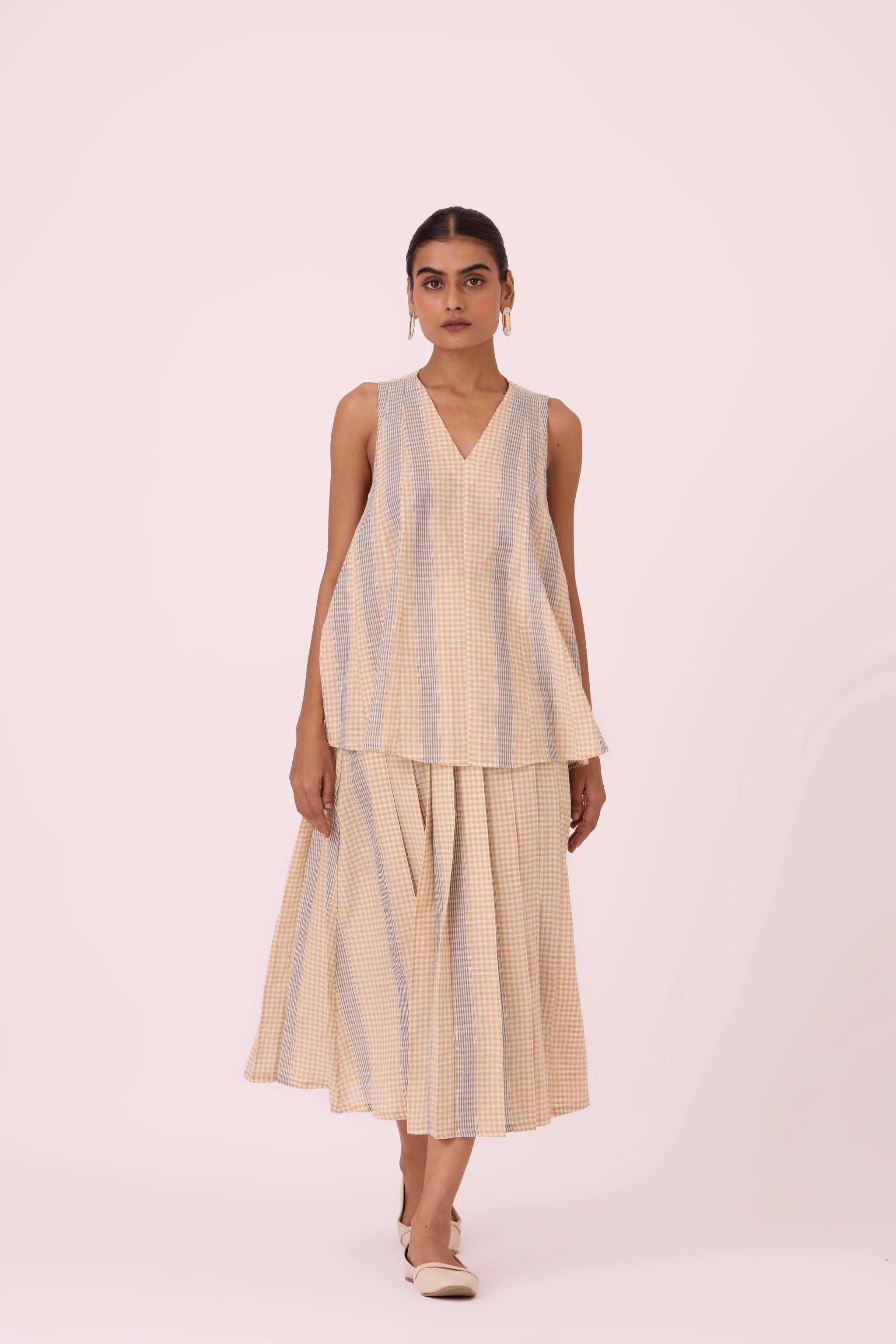 Mikhail Beige Handwoven Skirt - Image 13