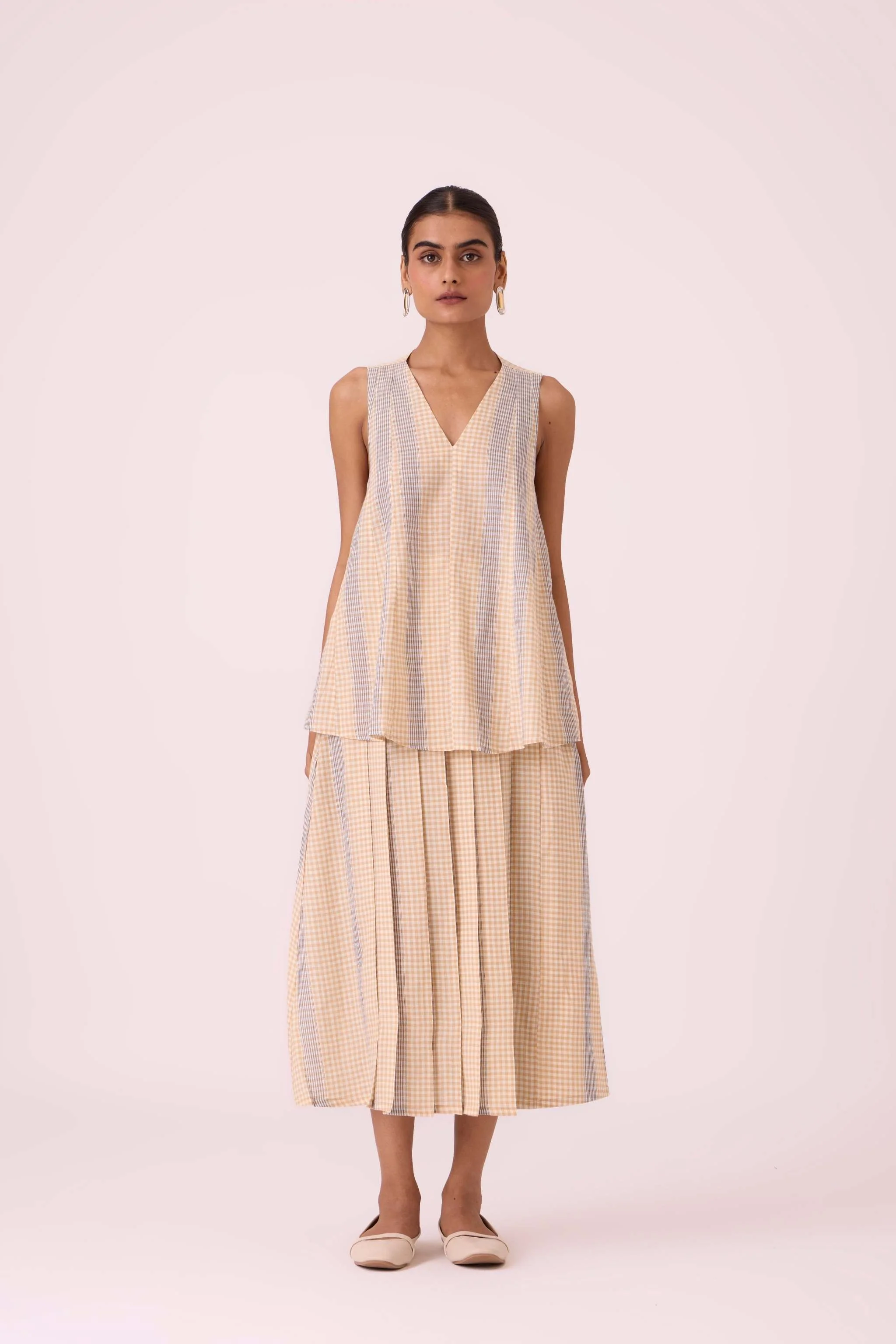 Mikhail Beige Handwoven Skirt - Image 8