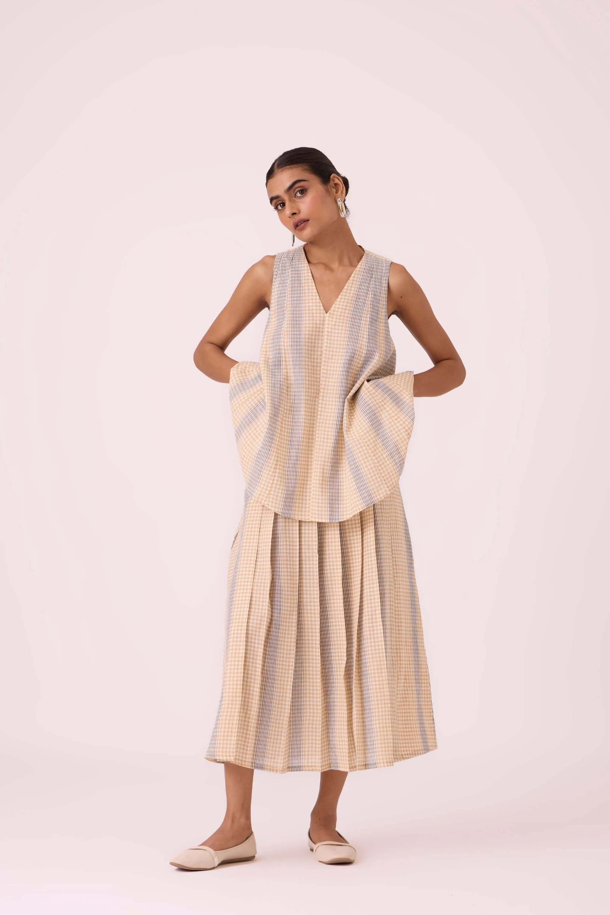Mikhail Beige Handwoven Skirt - Image 9