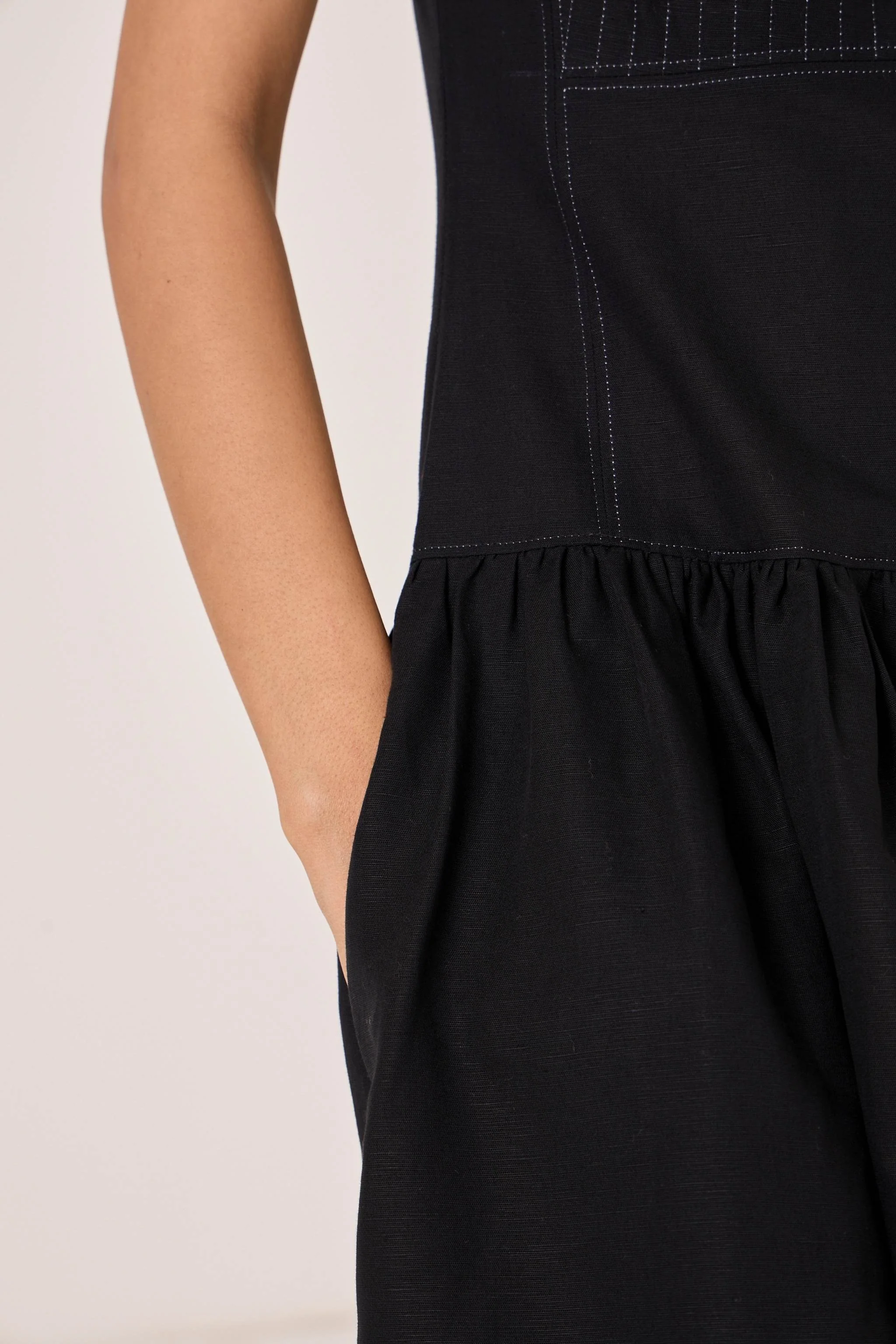 Nuwan Black Quilted Dress - Image 7