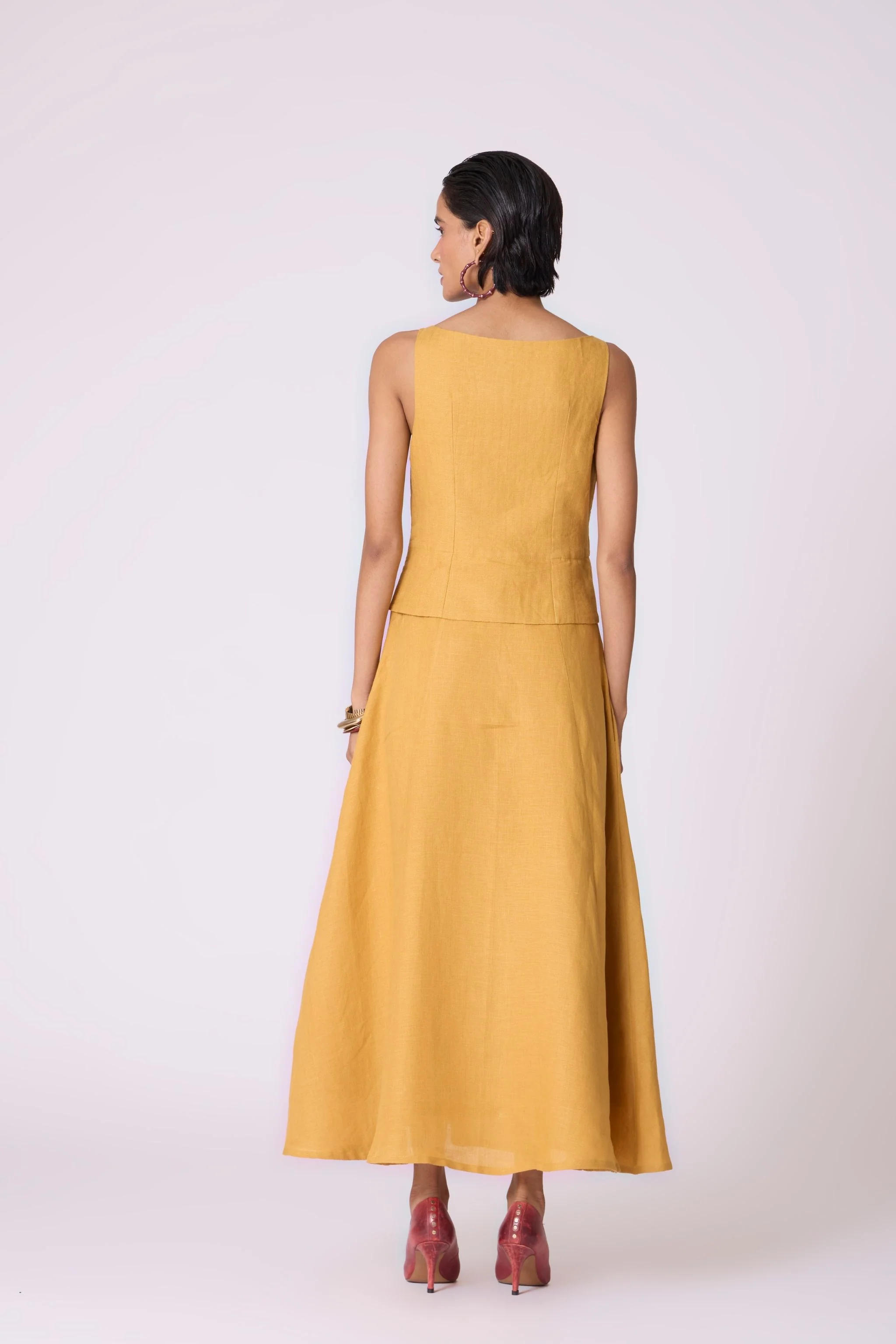 Senaka Yellow Linen Panelled Dress - Image 10