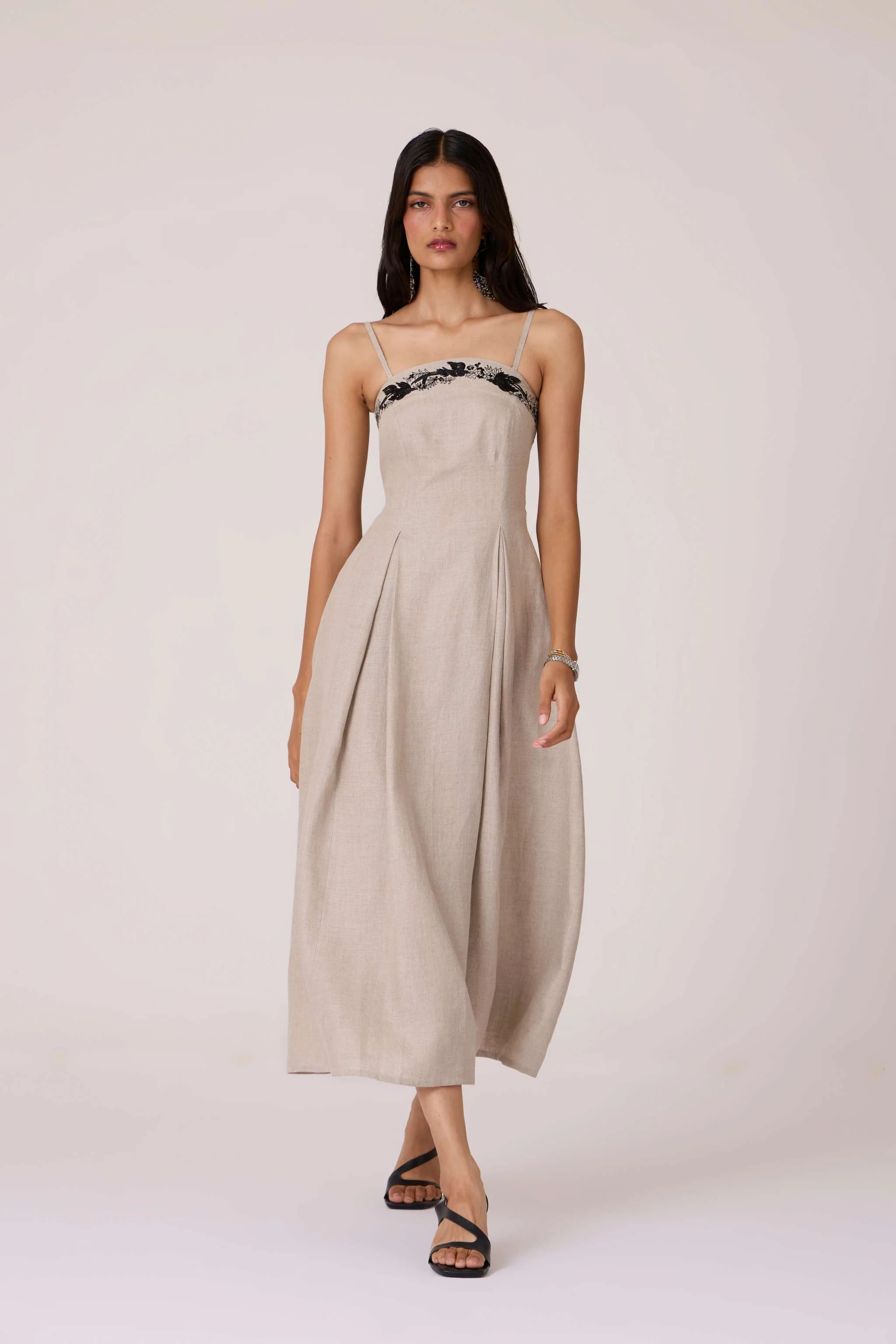 Suhjan Beige Linen Dress - Image 11