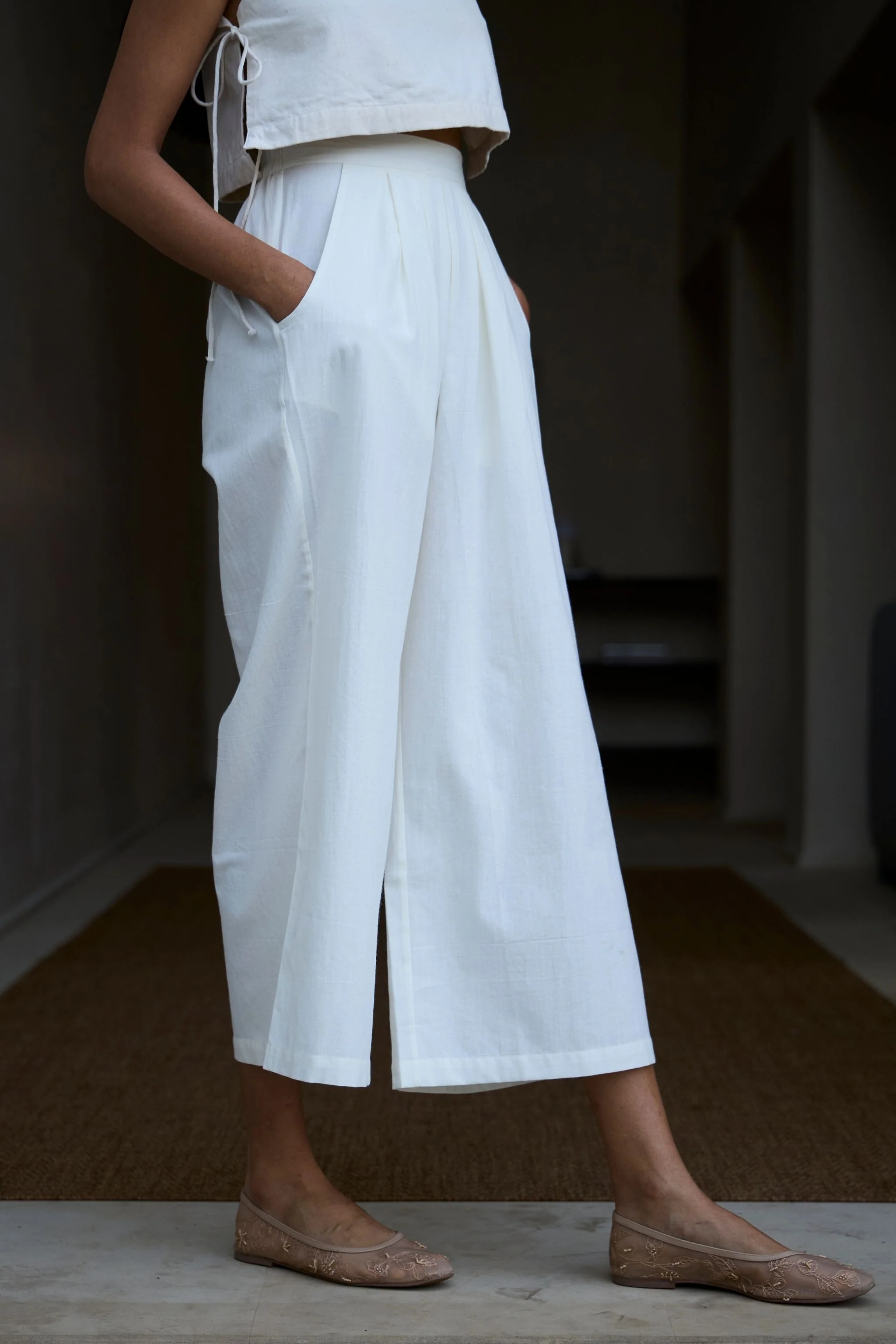 Woodstock Milk Pleated Pants - Image 5