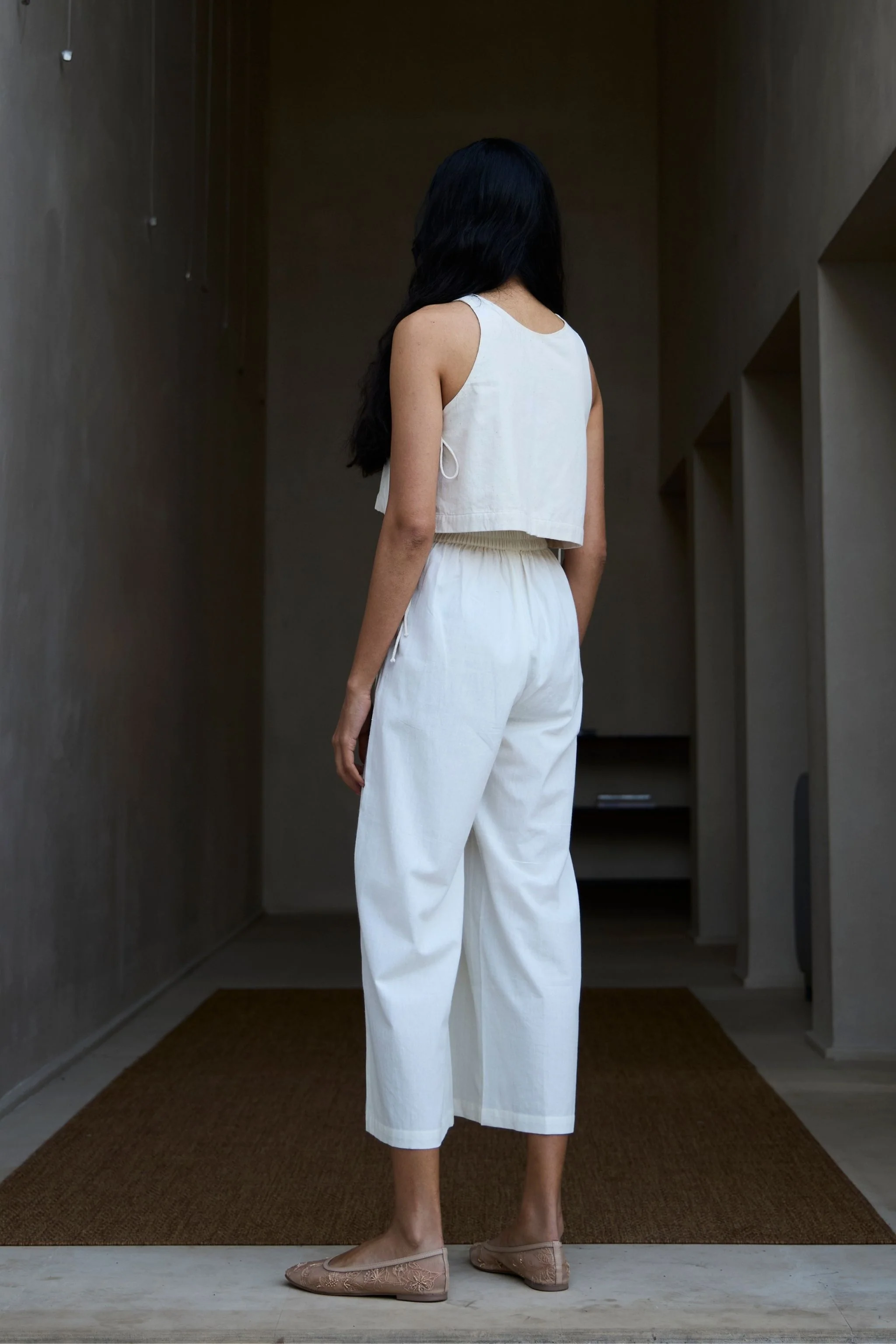 Woodstock Milk Pleated Pants - Image 8